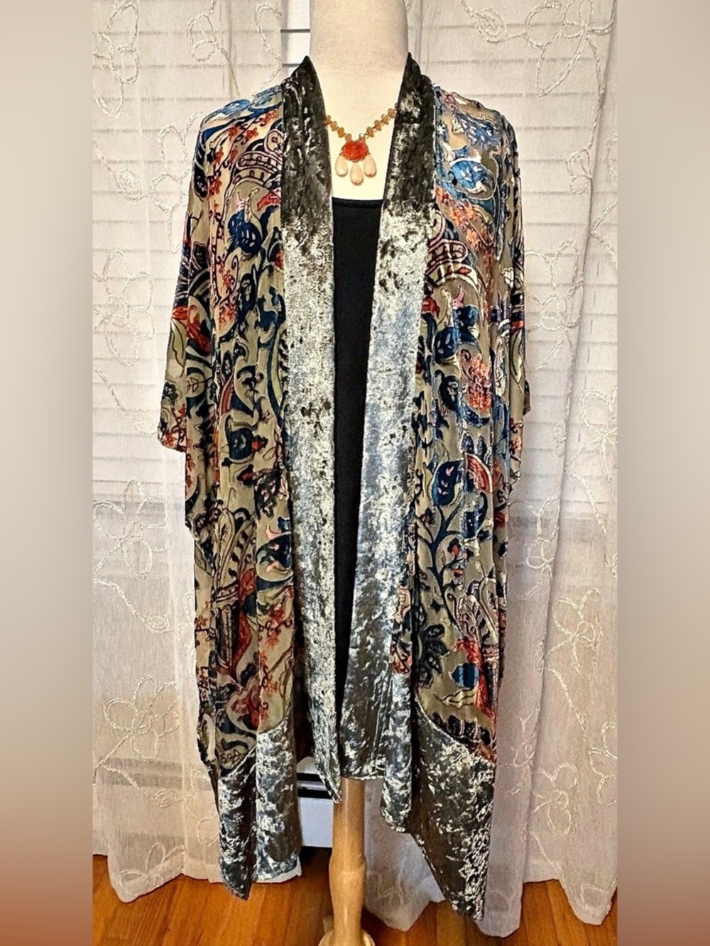 Mystree Paisley Burnout Velvet Trim Open Kimono Cardigan, ONE SIZE (EUC)